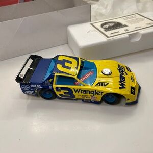 Vintage Dale Earnhardt Legacy Series #3 Wrangler Jeans Outlaw 1:24 Scale Camaro